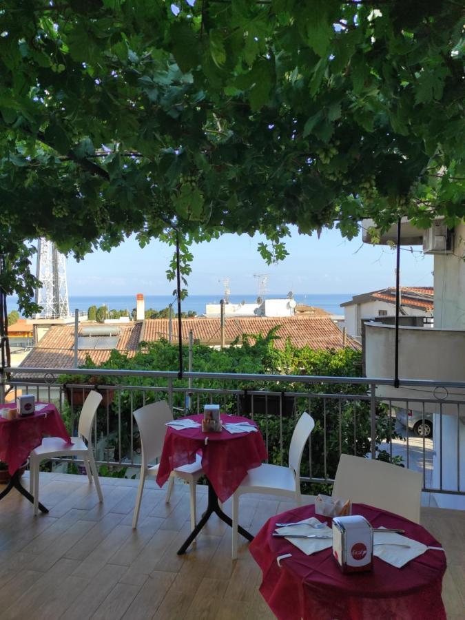 B&B Leonida Tropea Buitenkant foto